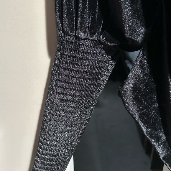 Revolve Black velvet bodysuit. Thong style. Size small. Retail 148$.EUC! #7 - Picture 5 of 9